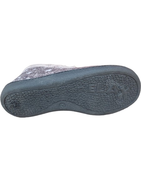 ZAPATILLAS CERRADAS ROAL RATON GORRO