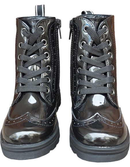 BOTINES  BRILLO NEGRO CONGUITOS