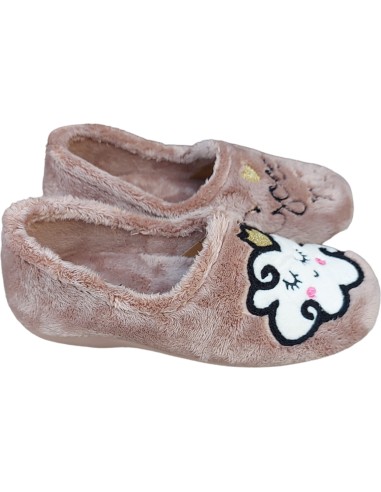 ZAPATILLA DE CASA CERRADA MONTLIS SLOGAN