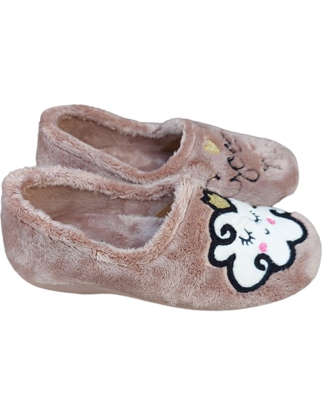 ZAPATILLA DE CASA CERRADA MONTLIS SLOGAN