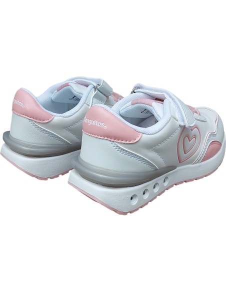 DEPORTIVO BLANCO CON LUZ DE CORAZON