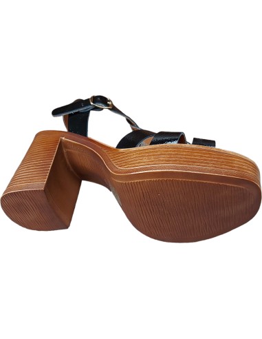 SANDALIA TACÓN DUMA NEGRA