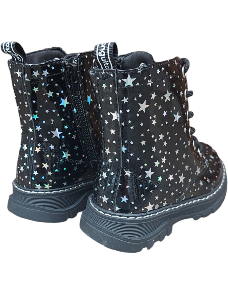 BOTAS DE CORDONES ESTRELLAS PLATA Y FONDO NEGRO