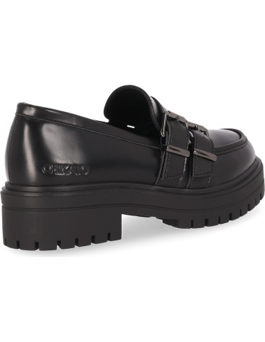 MOCASIN CON PLATAFORMA Y HEBILLAS NEGRO