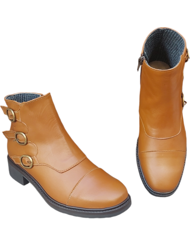 BOTÍN PIEL CUERO CON HEBILLAS