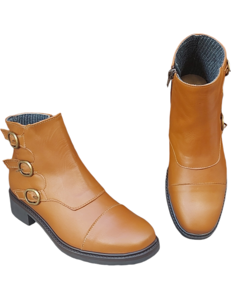 BOTÍN PIEL CUERO CON HEBILLAS