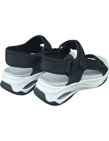 SANDALIA NEGRA CON CAMARA DE AIRE