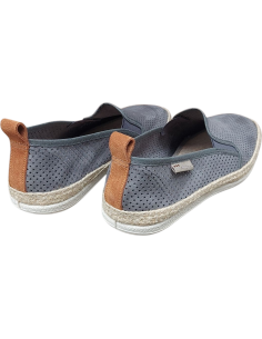 ZAPATILLA DE CALLE PICADA 2