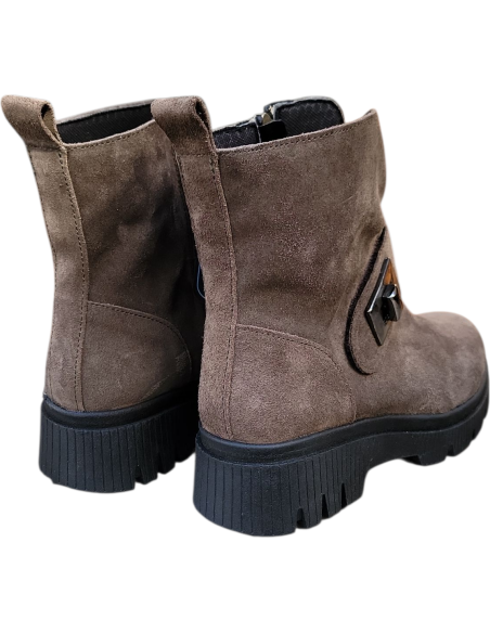 BOTIN PIEL VUELTA KMN