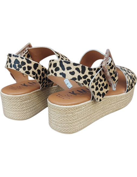 SANDALIA PLATAFORMA KMN LEOPARDO