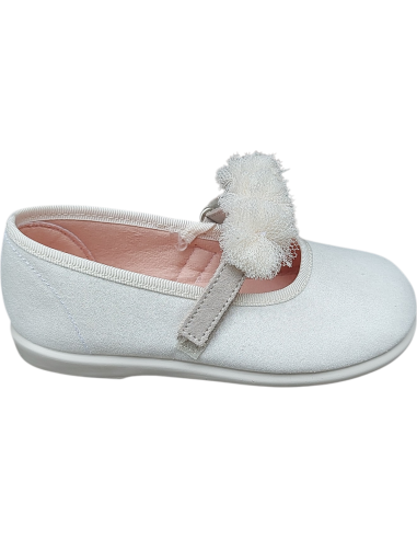 MERCEDITA RESPETUOSA DE VESTIR CON...