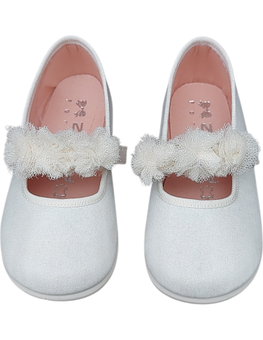 MERCEDITA RESPETUOSA DE VESTIR CON...