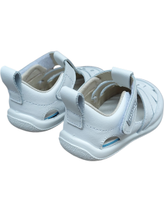 SANDALIA CERRADA BLANCA... 2