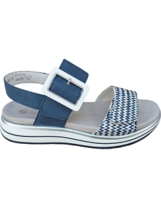 SANDALIA CON HEBILLA DE...