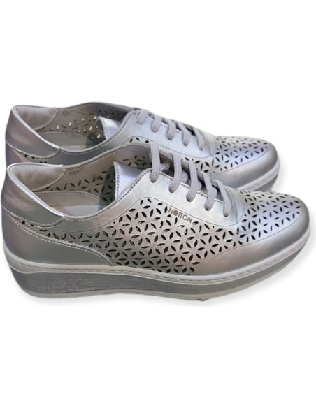 ZAPATO COMODO PLATEADO