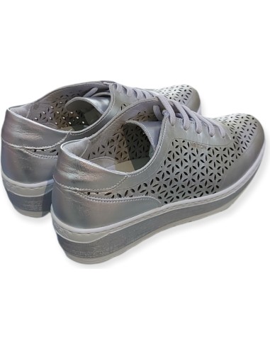 ZAPATO COMODO PLATEADO