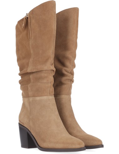 BOTA CAÑA ALTA PIEL VUELTA